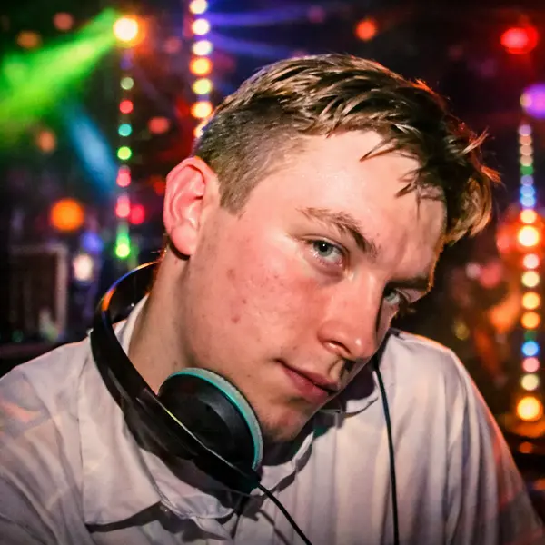 DJ Rico Cinsano als junger DJ